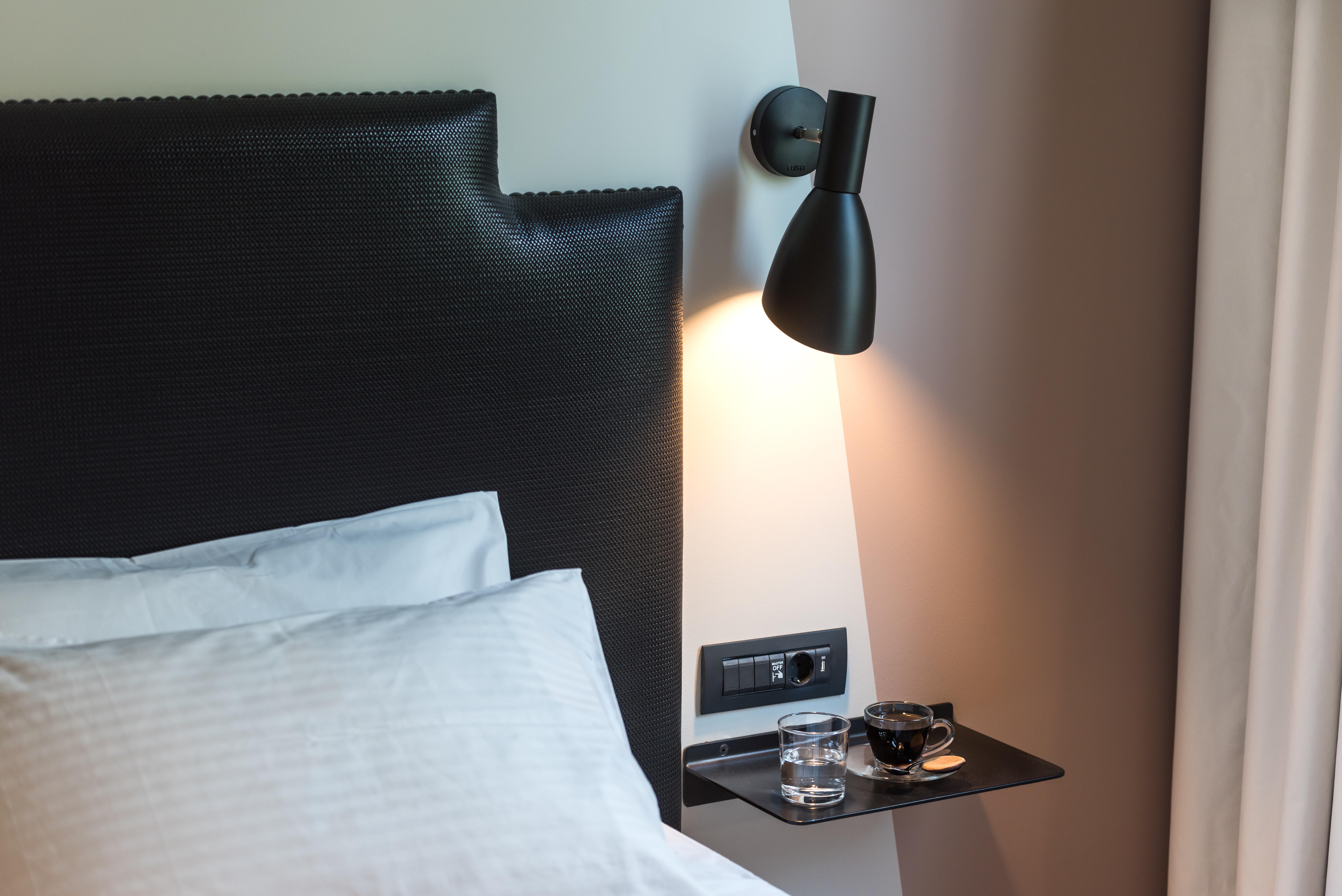 Athens One Smart Hotel Atenas Exterior foto