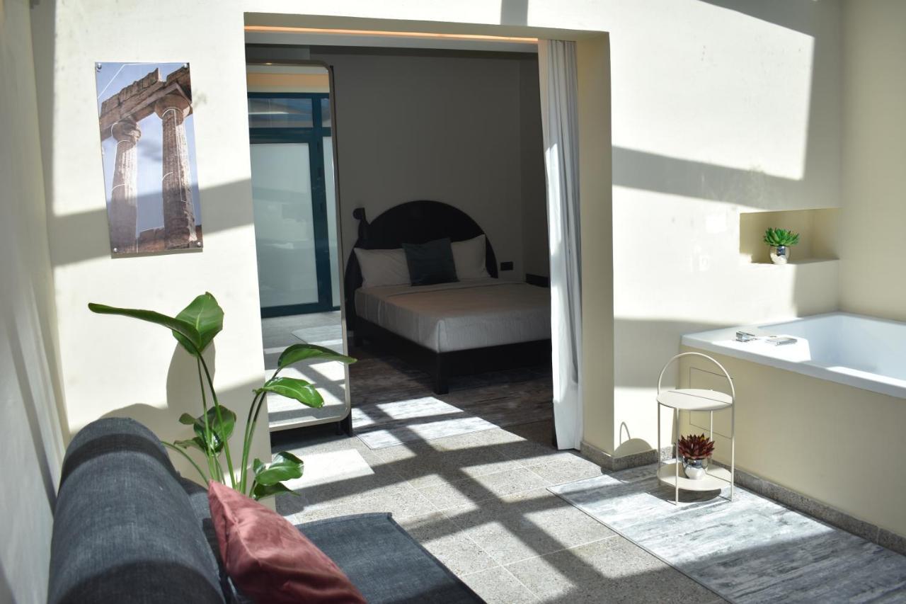 Athens One Smart Hotel Atenas Exterior foto