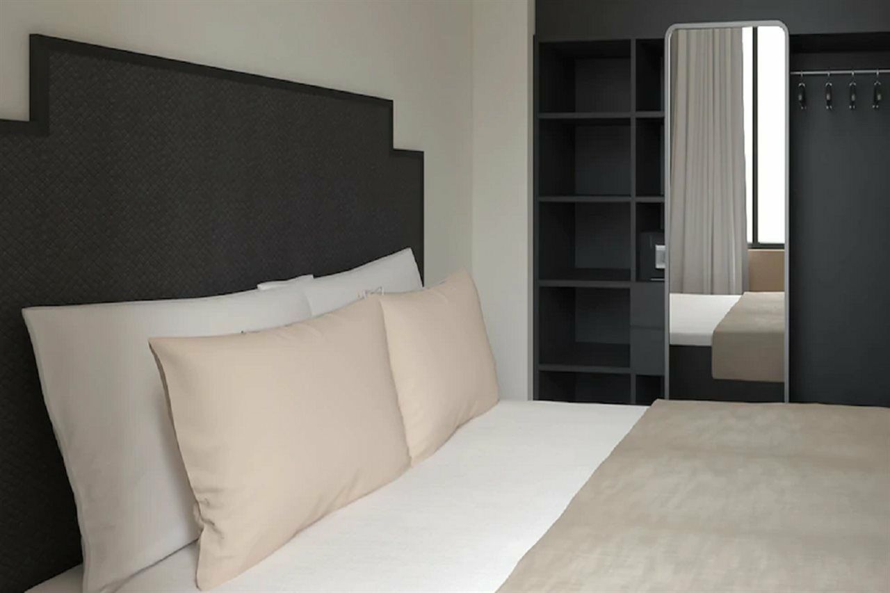 Athens One Smart Hotel Atenas Exterior foto