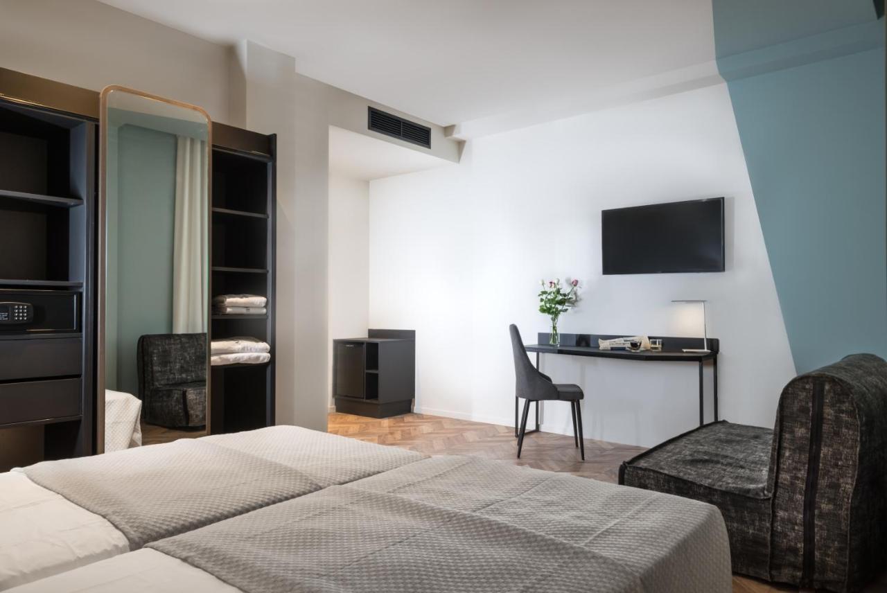 Athens One Smart Hotel Atenas Exterior foto