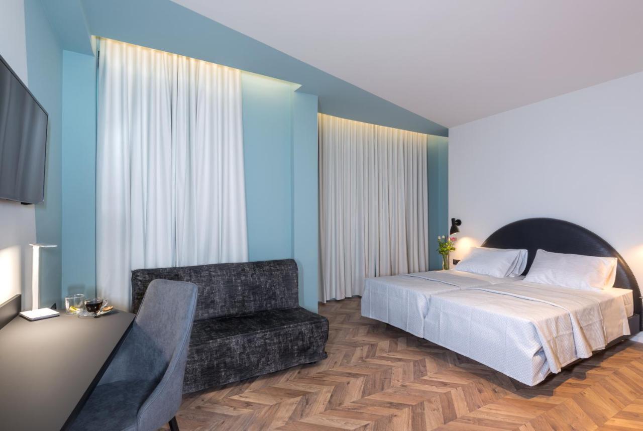 Athens One Smart Hotel Atenas Exterior foto